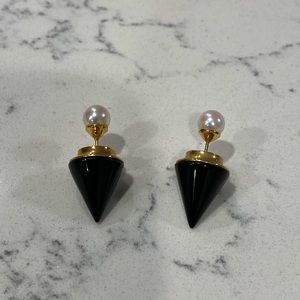 Vita Fede Onyx Stone & Pearl Titan Earrings